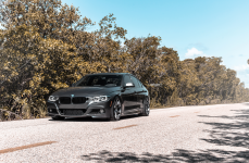 BMW F30 на дисках Velgen VMB9