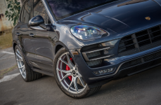 Porsche Macan на дисках Vorsteiner V-FF 103