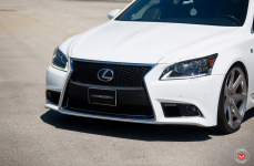 Lexus LS460 на дисках Vossen Forged CG-207