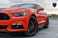 Ford Mustang на дисках Rohana RF2