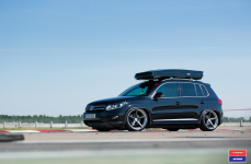 Volkswagen Tiguan на дисках Vossen x Work VWS-3