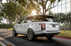 Range Rover на дисках Vorsteiner V-FF 107 R22