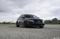 Audi B7 RS4 на дисках ZITO ZS07