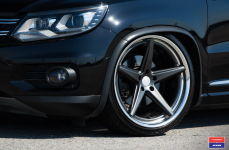 Volkswagen Tiguan на дисках Vossen x Work VWS-3