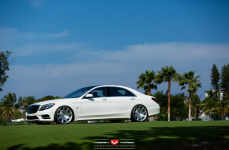 Mercedes-Benz S550 на дисках Vossen Forged VPS-312