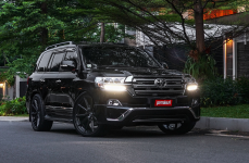 Toyota Landcruiser VX.R на дисках Vossen HF-3