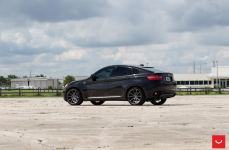 BMW X6 на дисках Vossen VFS-1