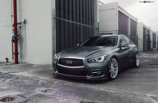 Infiniti Q50 на дисках Avant Garde M621