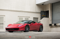 Ferrari 458 Italia на дисках Vossen Forged VPS-313