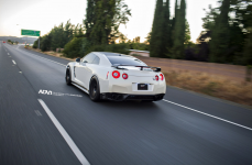 Nissan GTR на дисках ADV10.1 M.V1