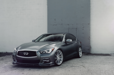 Infiniti Q50 на дисках Avant Garde M621