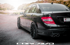 Mercedes Benz C63 AMG на дисках Concavo CW-12