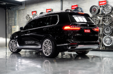 BMW X7 G07 на кованых дисках Vossen EVO-5R