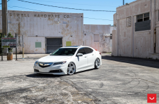 Acura TLX на дисках Vossen VFS-5