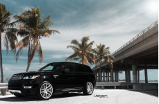 Range Rover на дисках Velgen VMB5 