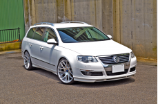 Volkswagen Passat на дисках Rohana RC26