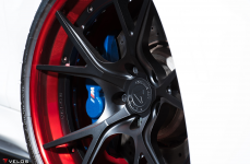 BMW F82 M4 на дисках Velos S3 Wheels