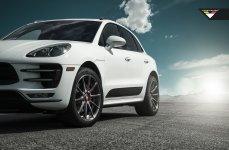 Porsche Macan Turbo на дисках Vorsteiner V-200