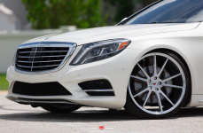 Mercedes-Benz S550 на дисках Vossen Forged VPS-301