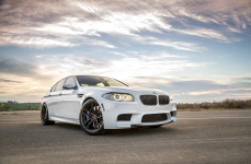 BMW 5 (F10, F11) на дисках VORSTEINER V-FF 105