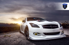 Infiniti G37 на дисках Rohana RC5