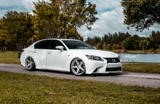 Lexus GS350 на дисках Velgen Wheels Classic5