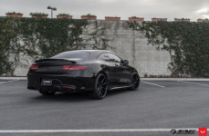 Mercedes S63 на дисках Vossen CVT