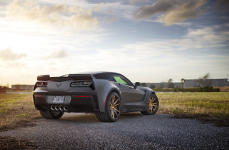 Z06 Corvette на дисках Niche Grand Prix