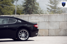 Maserati Gran Turismo на дисках Rohana RF1