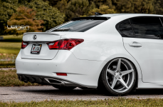 Lexus GS350 на дисках Velgen Wheels Classic5