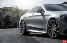 Mercedes S63 Coupe на дисках Vossen CVT