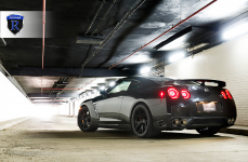 Nissan GTR на дисках Rohana RFX5