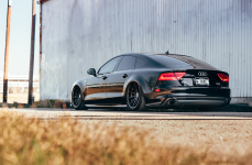 Audi A7 на дисках Ferrada FR4