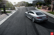 Mercedes S63 Coupe на дисках Vossen CVT