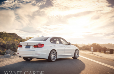 BMW F30 328i на дисках Avant Garde M590