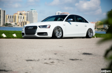 Audi S4 на дисках Rotiform SPF