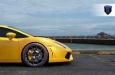 Lamborghini Gallardo на дисках Rohana RFX5