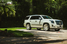 Cadillac Escalade на дисках Vellano VM10 Monoblock