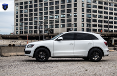 Audi Q5 на дисках Rohana RFX5