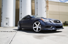 Infiniti G37 на дисках Concavo CW-5