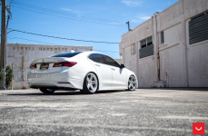 Acura TLX на дисках Vossen VFS-5