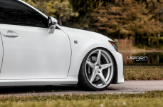 Lexus GS350 на дисках Velgen Wheels Classic5