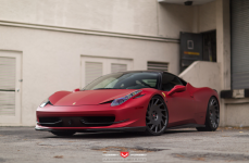 Ferrari 458 Italia на дисках Vossen Forged VPS-313