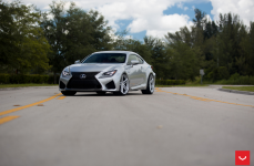 Lexus RCF на дисках Vossen VFS-5