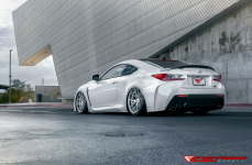 Lexus RCF на дисках Ferrada FR2