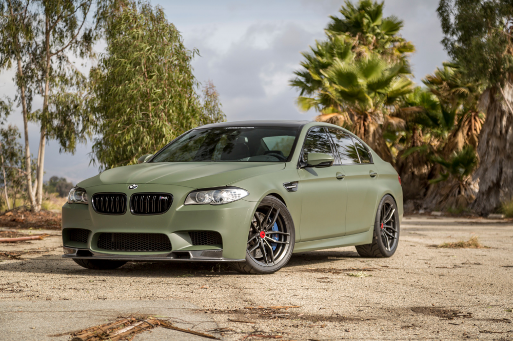 BMW m5 f10 Black Tuning