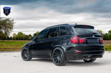 BMW X5M на дисках Rohana RC10