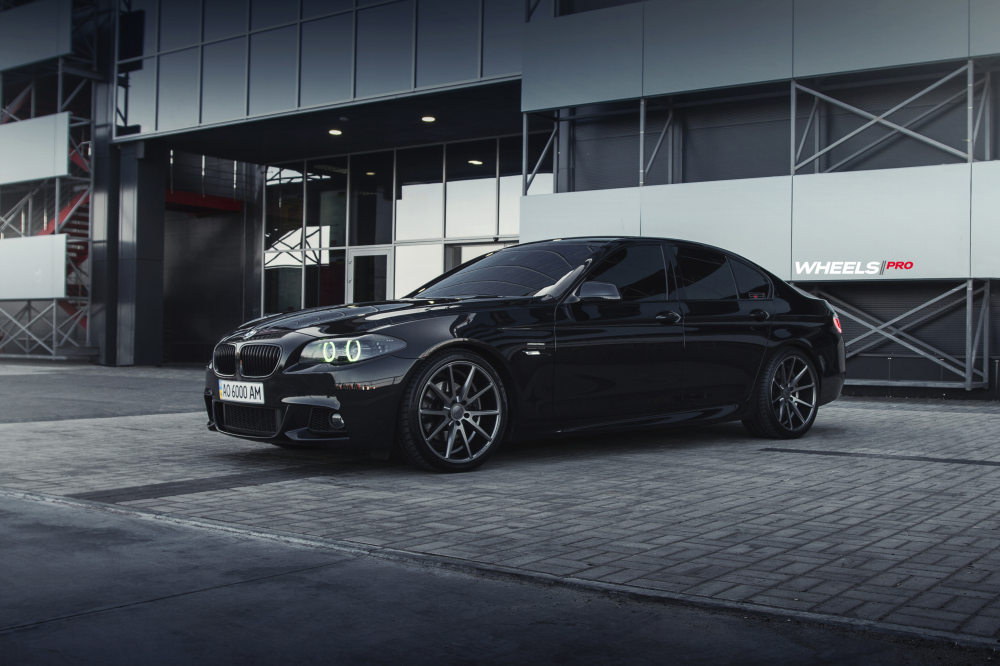 БМВ ф10 Воссен. BMW 5 f10. BMW 5 Series f10 Black.