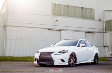 Lexus IS на дисках VOSSEN FORGED VPS 306