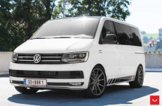 Volkswagen Transporter на дисках Vossen VFS1